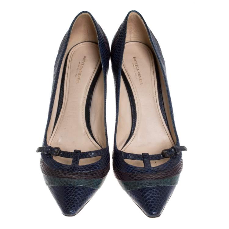 Pre Owned Bottega Veneta Blue Lizard Kitten Heel Pumps Size 39