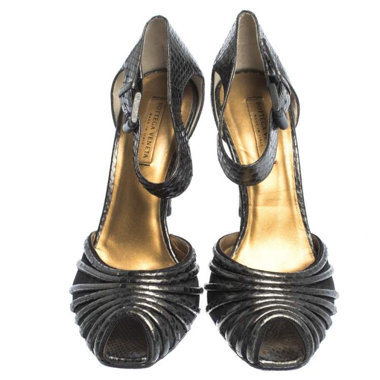 Pre Owned Bottega Veneta Grey Python Embossed Leather And Satin Ankle Strap Peep Toe Ankle Cuff Sandals Size 37.5