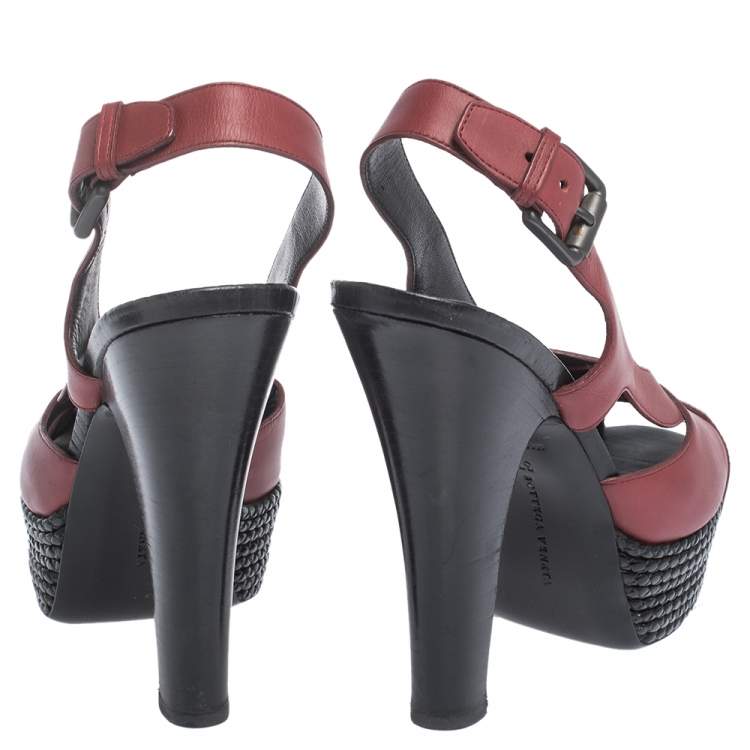 Pre Owned Bottega Veneta Burgundy Leather Peep Toe Platform Slingback Sandals Size 37