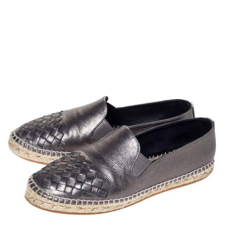 Pre Owned Bottega Veneta Metallic Gunmetal Intrecciato Leather Espadrille Flats Size 38