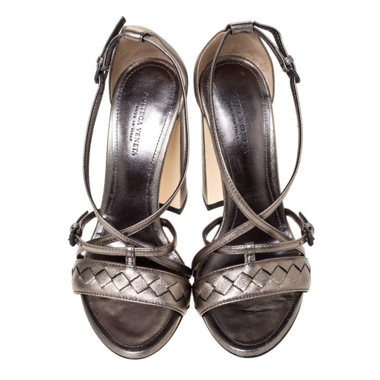 Pre Owned Bottega Veneta Metallic Bronze Intrecciato Leather Block Heel Sandals Size 35