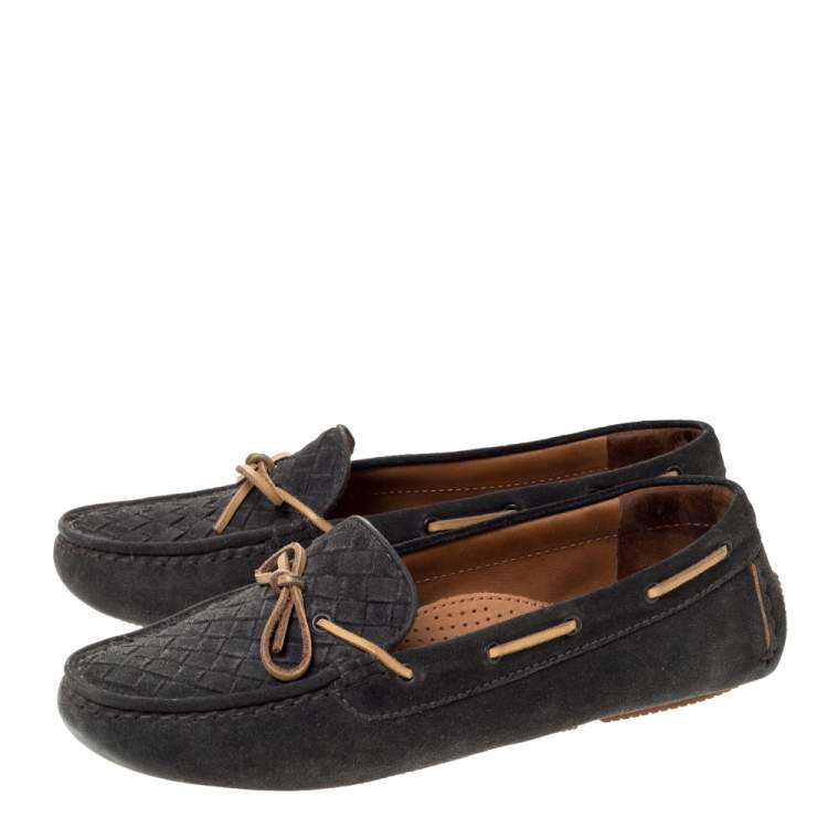 Pre Owned Bottega Veneta Dark Grey Intrecciato Suede Bow Loafers Size 38.5