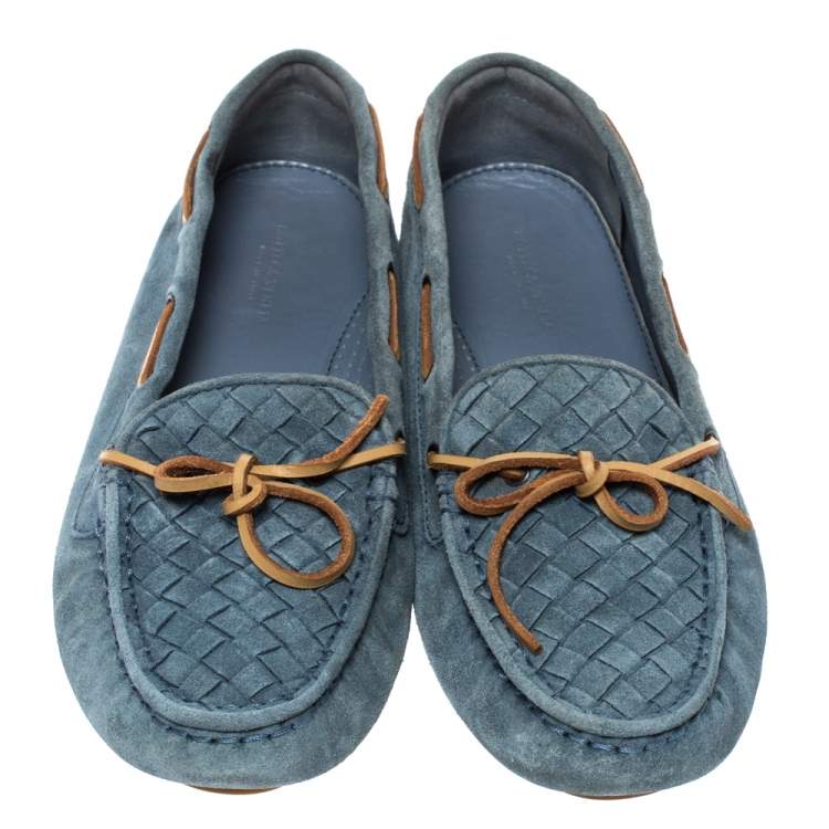 Pre Owned Bottega Veneta Blue Intrecciato Suede And Brown Leather Trim Bow Loafers Size 38