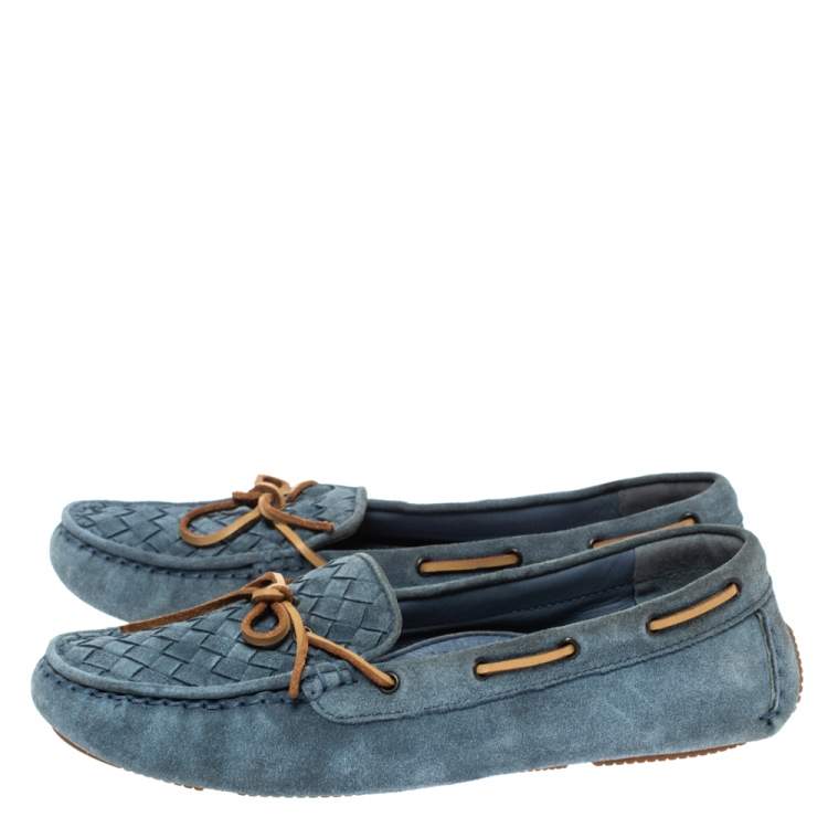 Pre Owned Bottega Veneta Blue Intrecciato Suede And Brown Leather Trim Bow Loafers Size 38