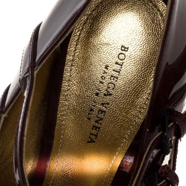 Pre Owned Bottega Veneta Burgundy Patent Leather Mary Jane Strappy Pointed Toe Pumps Size 36