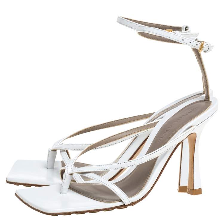 Pre Owned Bottega Veneta White Leather Stretch Ankle Strap Sandals Size 35
