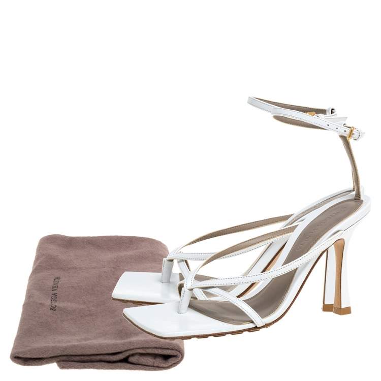 Pre Owned Bottega Veneta White Leather Stretch Ankle Strap Sandals Size 35