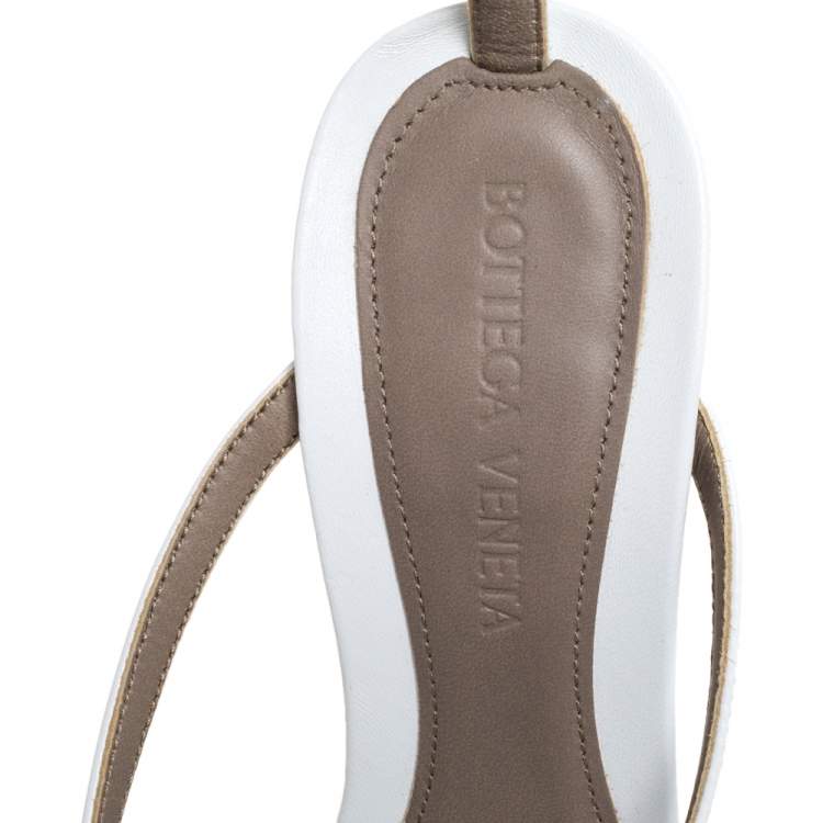 Pre Owned Bottega Veneta White Leather Stretch Ankle Strap Sandals Size 35