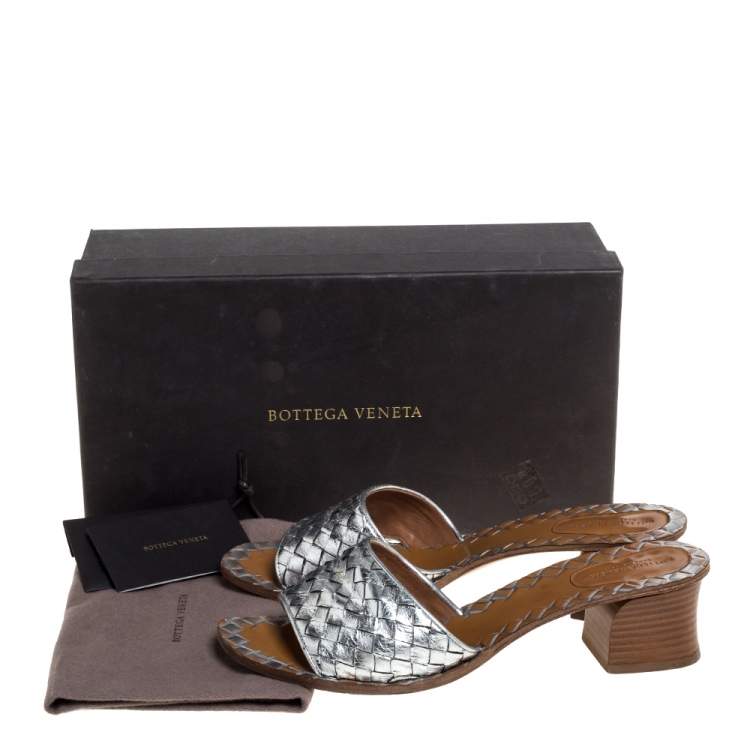 Bottega Veneta Silver Intrecciato Leather Ravello Slide Sandals Size 40