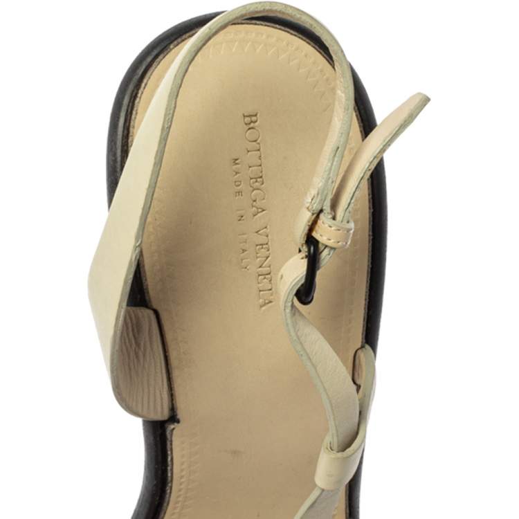 Pre Owned Bottega Veneta Cream Leather Wedge Platform Ankle Strap Sandals Size 40