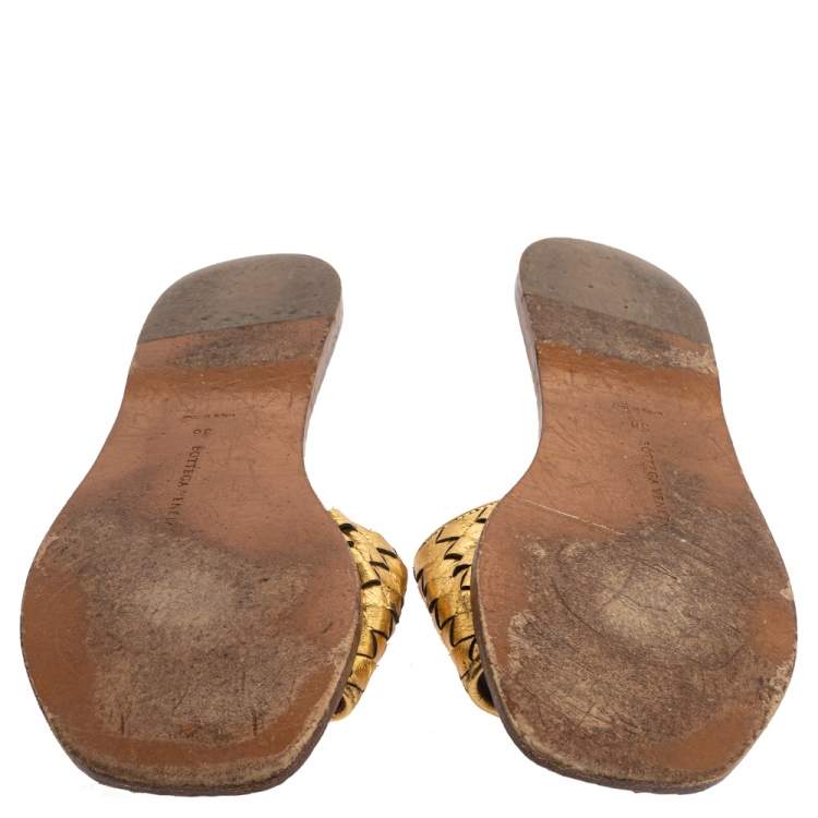 Pre Owned Bottega Veneta Bronze Metallic Leather Intrecciato Flat Slides Size 38