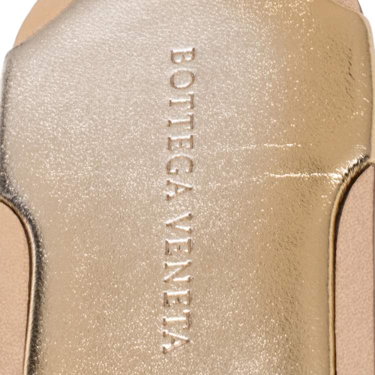 Pre Owned Bottega Veneta Metallic Gold Intrecciato Leather Stretch Square Toe Flat Sandals Size 38