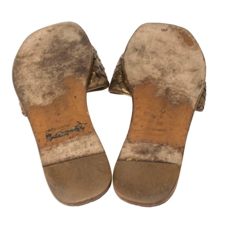 Pre Owned Bottega Veneta Gold Intrecciato Leather Ravello Sandals Size 39