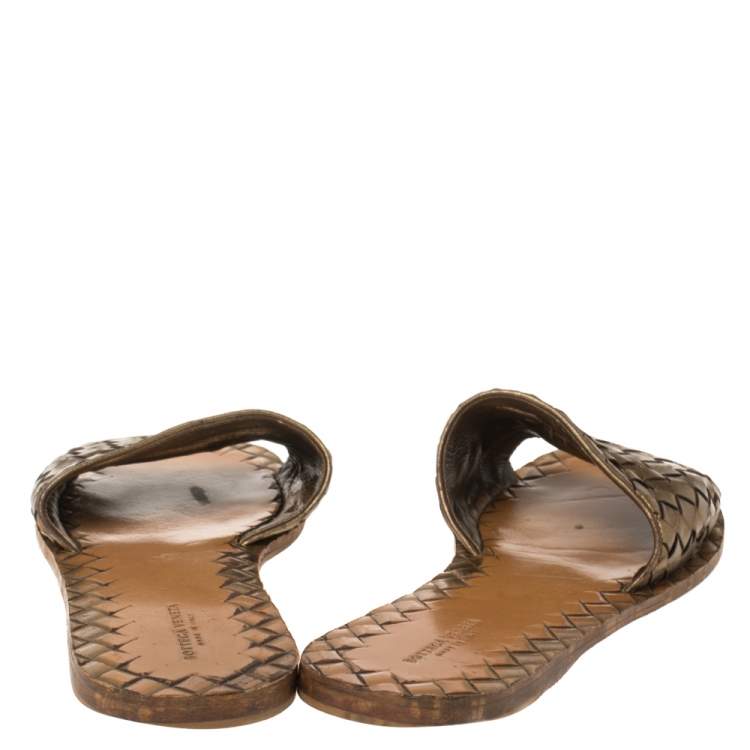 Pre Owned Bottega Veneta Gold Intrecciato Leather Ravello Sandals Size 39