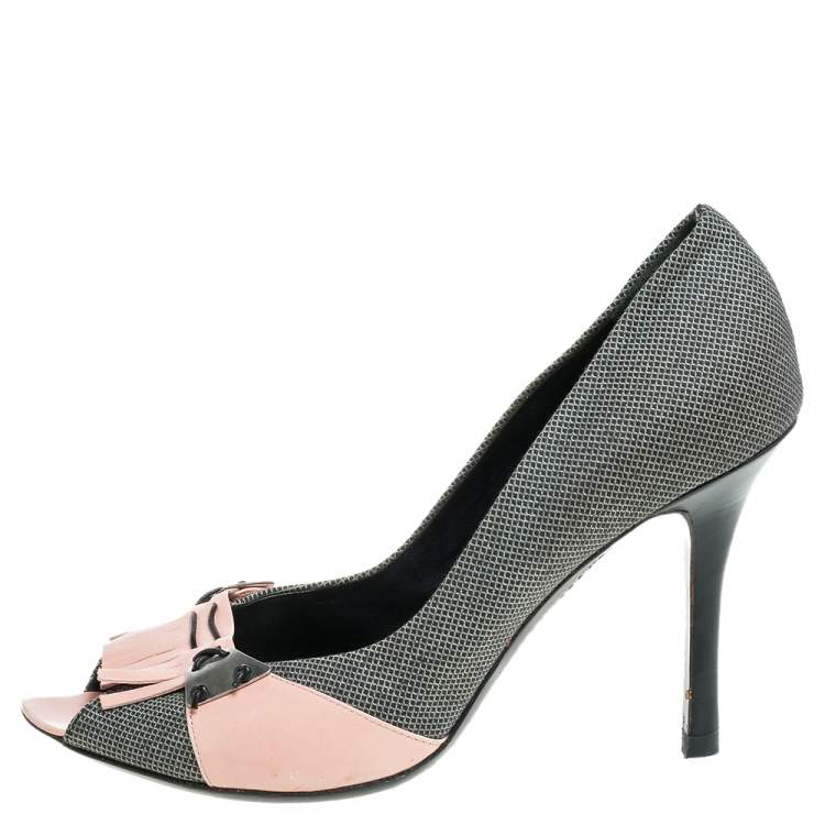 Pre Owned Bottega Veneta Black/Beige Canvas And Leather Fringe Detailed Peep Toe Pumps Size 39.5