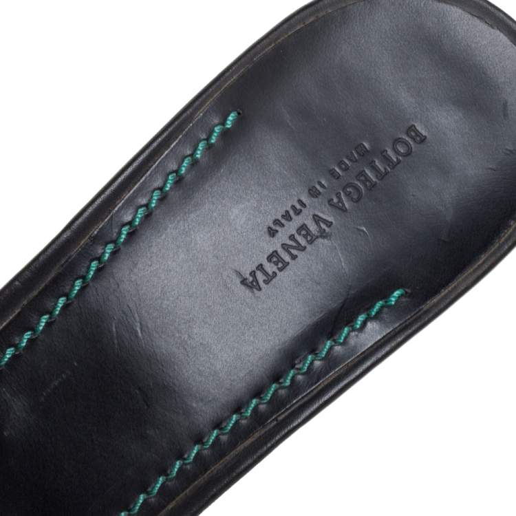 Pre Owned Bottega Veneta Green/Black Raffia And Satin Open Toe Slide Sandals Size 41