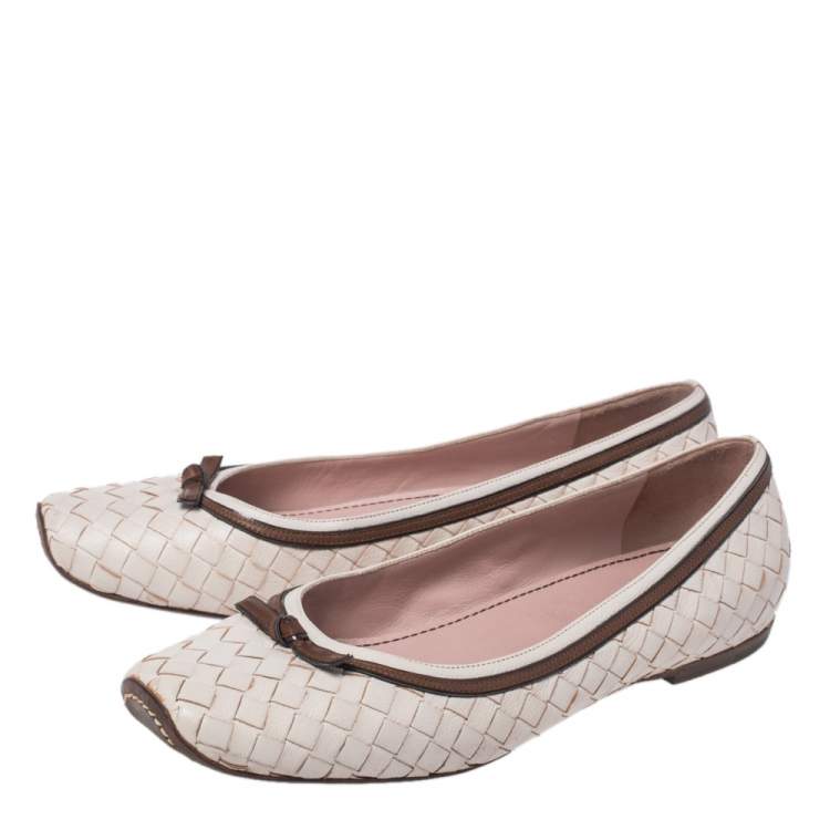 Pre Owned Bottega Veneta White Leather Intrecciato Bow Ballet Flats Size 38