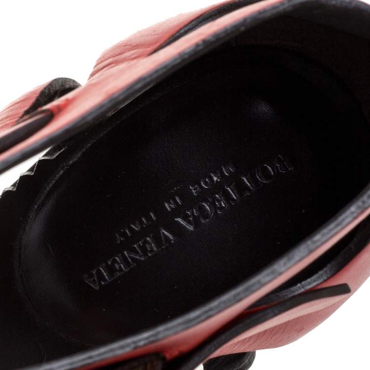 Pre Owned Bottega Veneta Red Lasercut Leather Ankle Strap Sandals Size 39.5