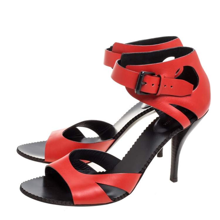 Pre Owned Bottega Veneta Red Lasercut Leather Ankle Strap Sandals Size 39.5