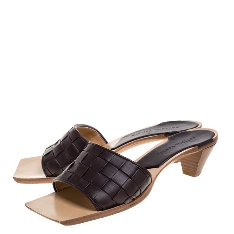 Pre Owned Bottega Veneta Brown Intrecciato Leather Square Toe Slide Sandals Size 37