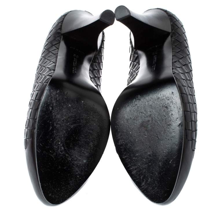 Pre Owned Bottega Veneta Black Intrecciato Leather Pumps Size 39
