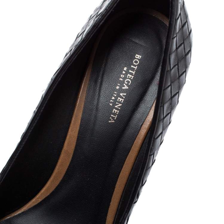 Pre Owned Bottega Veneta Black Intrecciato Leather Pumps Size 39