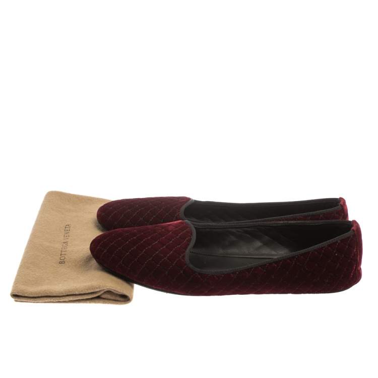Pre Owned Bottega Veneta Burgundy Velvet Smoking Slip On Loafers Size 39.5