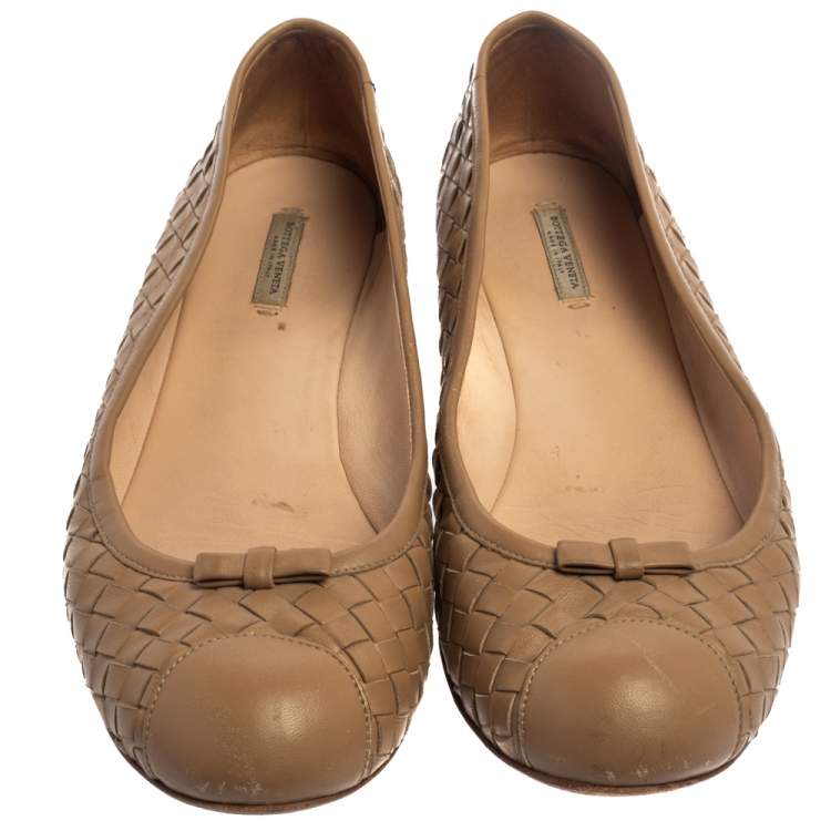 Pre Owned Bottega Veneta Beige Leather Ballet  Flats Size 39