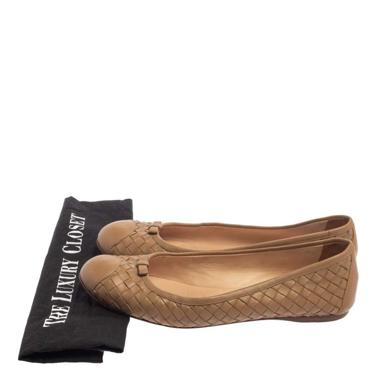 Pre Owned Bottega Veneta Beige Leather Ballet  Flats Size 39