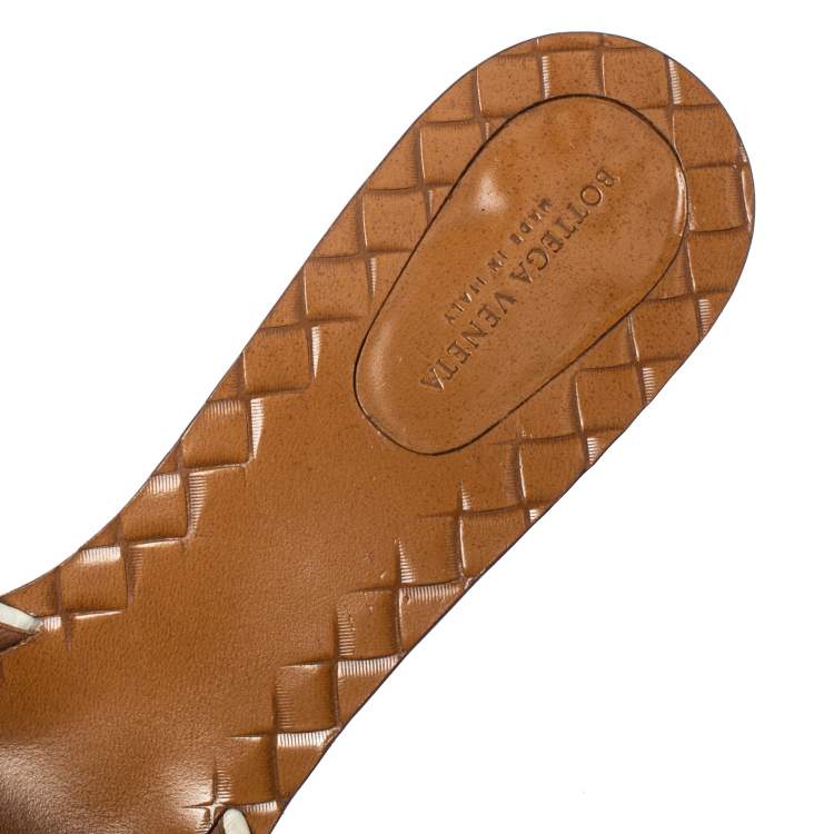 Pre Owned Bottega Veneta White Intrecciato Leather Slide Sandals Size 39.5