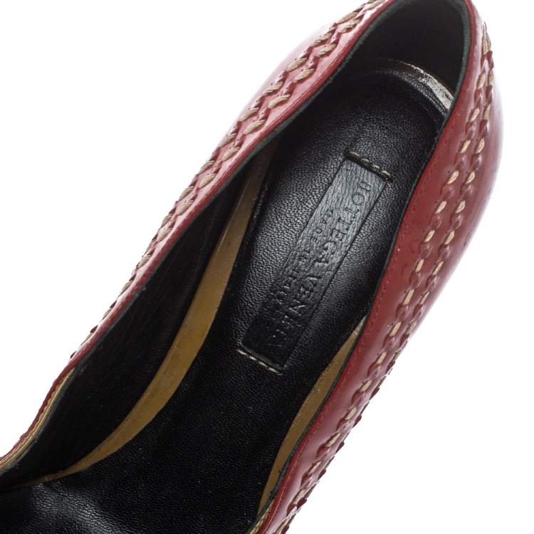 Pre Owned Bottega Veneta Red/Brown Patent Leather Pumps Size 35.5