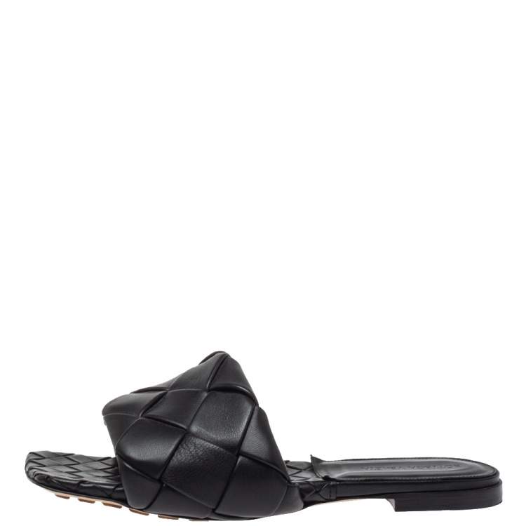 Pre Owned Bottega Veneta Black Quitled Leather Padded Slide Sandals Size 39.5