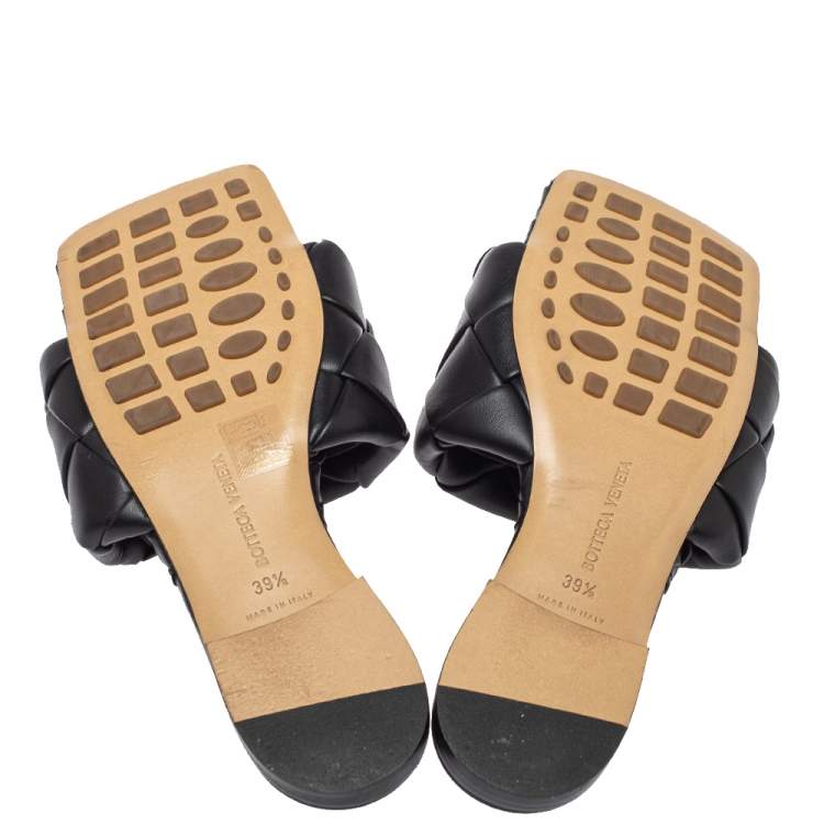 Pre Owned Bottega Veneta Black Quitled Leather Padded Slide Sandals Size 39.5