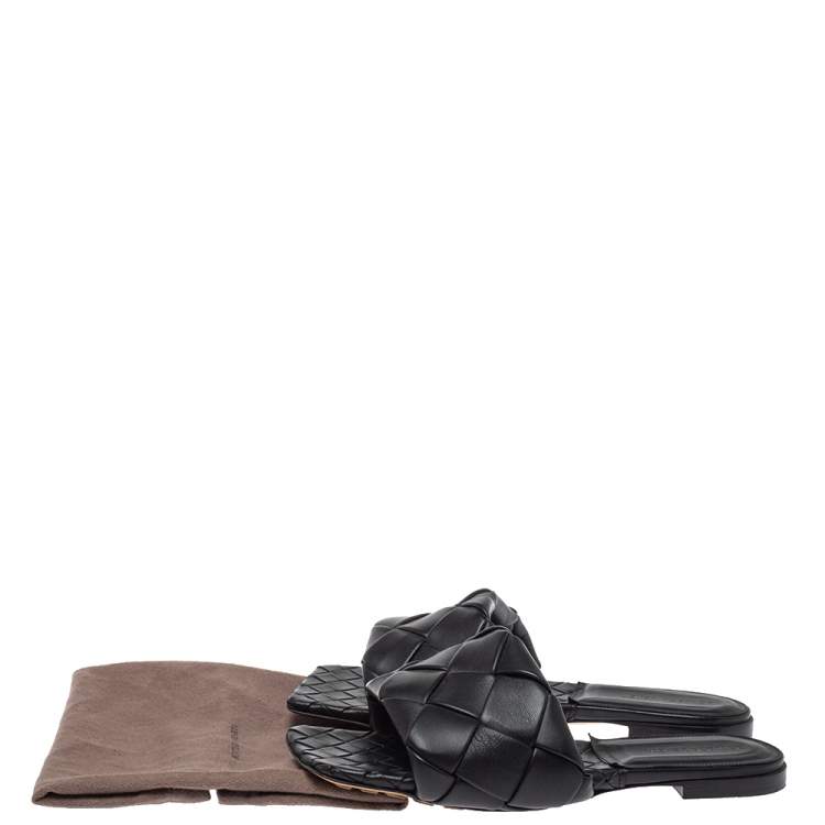 Pre Owned Bottega Veneta Black Quitled Leather Padded Slide Sandals Size 39.5