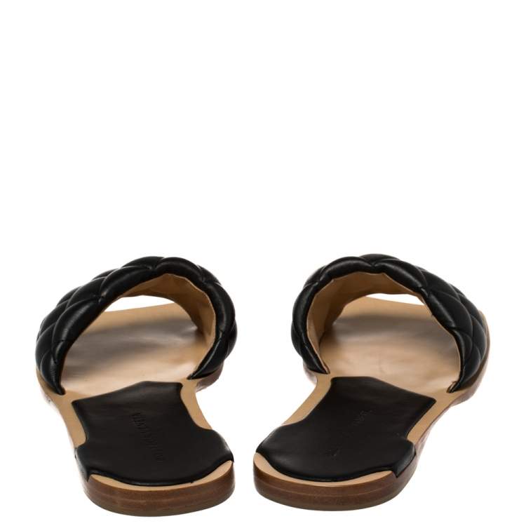 Pre Owned Bottega Veneta Black Leather Quilted Mule Sandals Size 39