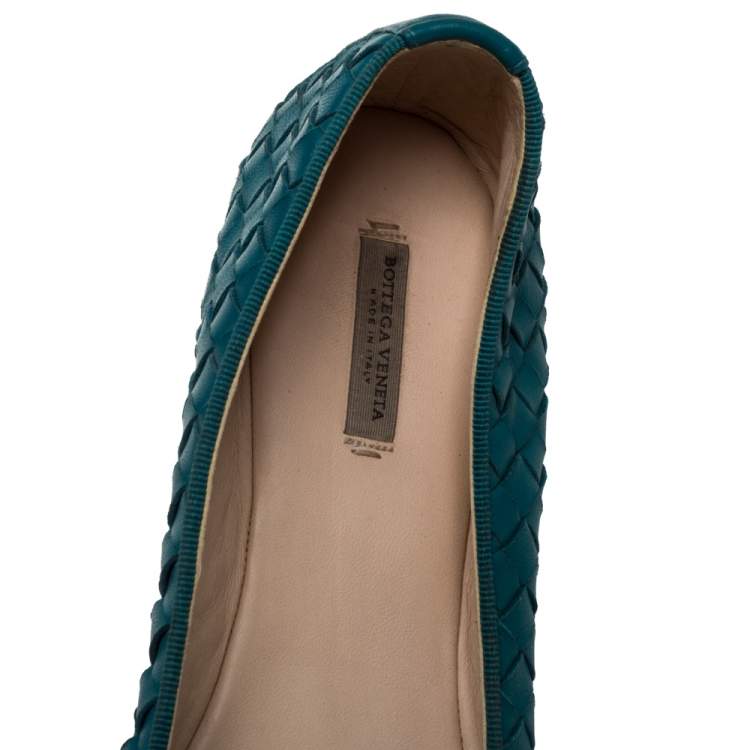 Pre Owned Bottega Veneta Blue Intrecciato Leather Smoking Slippers Size 37.5