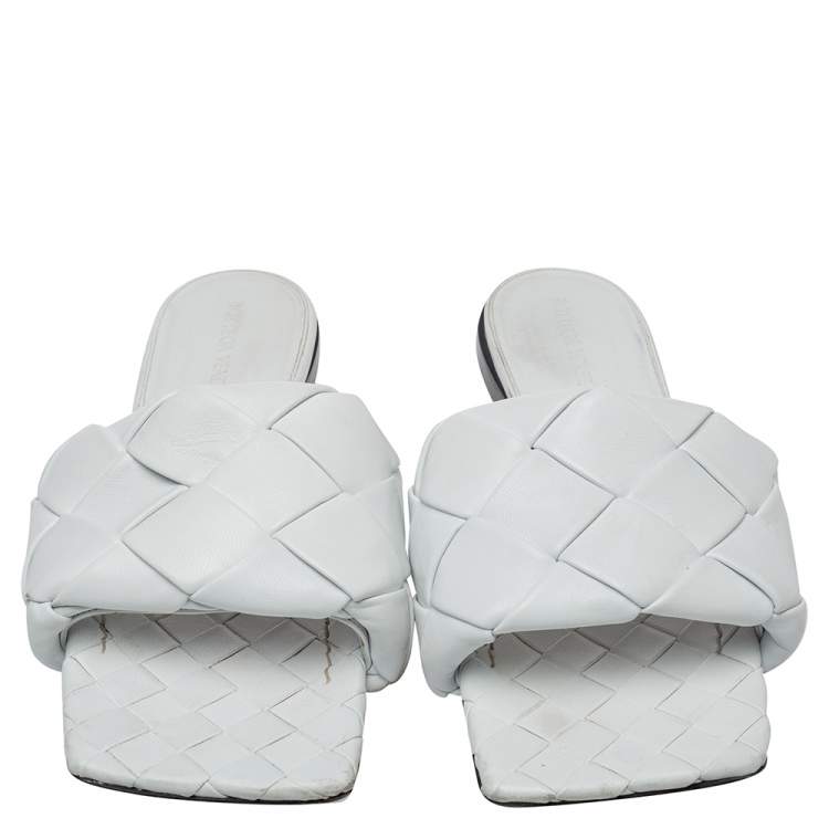 Pre Owned Bottega Veneta White Leather Lido Flat Slides Size 40