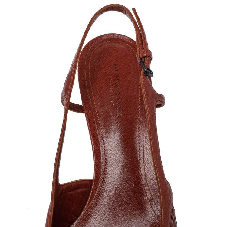 Pre Owned Bottega Veneta Burgundy  Leather Woven  Slingback Sandals Size 38 