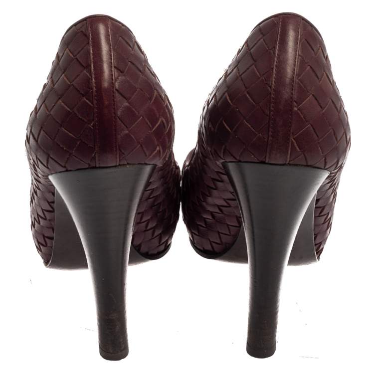 Pre Owned Bottega Veneta Burgundy Leather Intrecciato  Platform Pumps Size 40