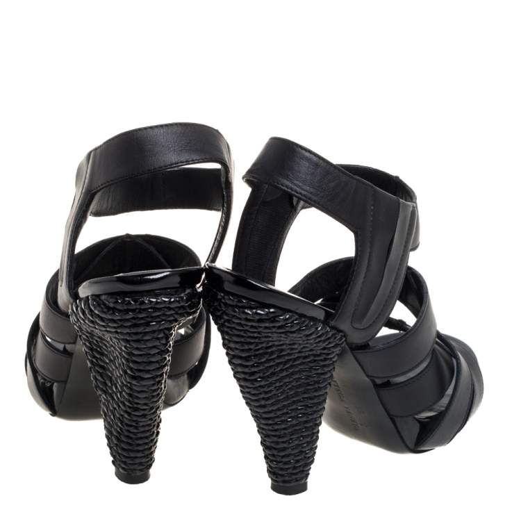 Pre Owned Bottega Veneta Black Leather Strappy Sandals Size 36 