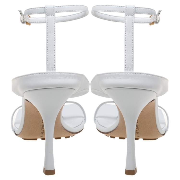 Pre Owned Bottega Veneta White Leather Stretch Sandals Size 40