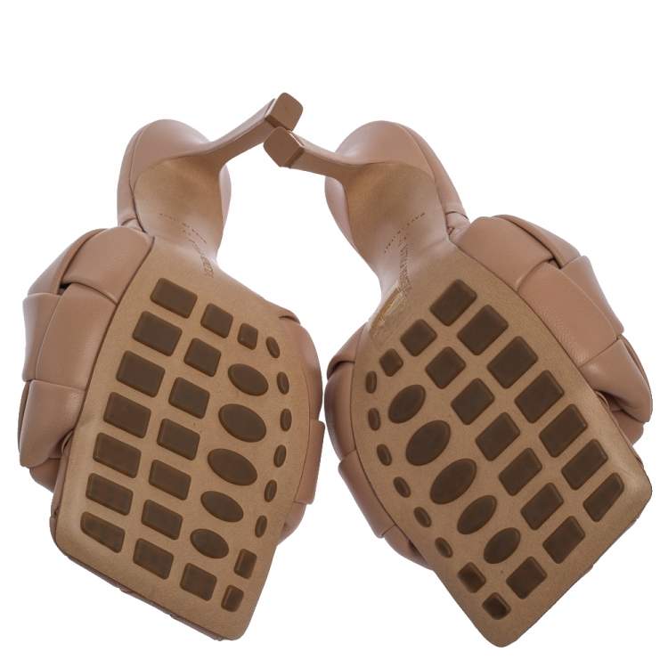 Pre Owned Bottega Veneta Beige Leather Slide Sandals Size 37