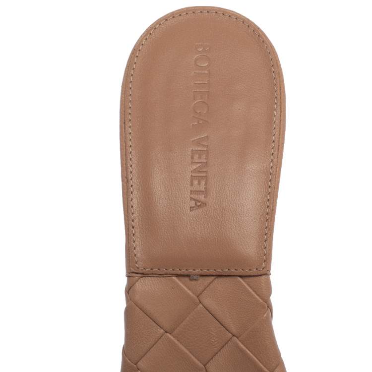 Pre Owned Bottega Veneta Beige Leather Slide Sandals Size 37