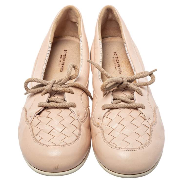 Pre Owned Bottega Veneta Beige Intercciato Leather Lace Up Loafers Size 38.5
