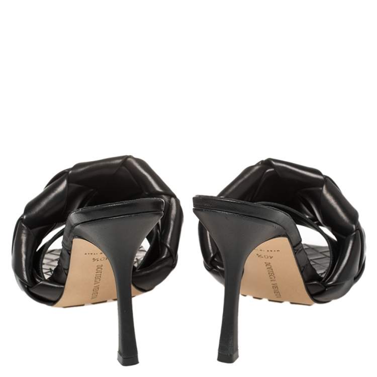 Pre Owned Bottega Veneta Black Leather Intrecciato Lido Sandals Size 40.5