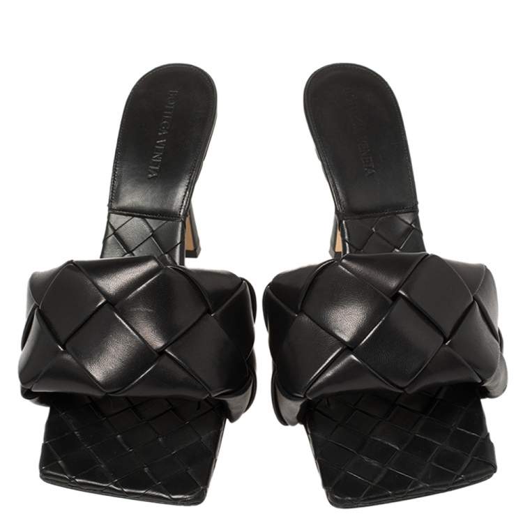 Pre Owned Bottega Veneta Black Leather Intrecciato Lido Sandals Size 40.5