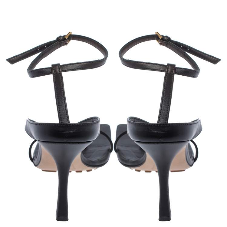 Pre Owned Bottega Veneta Black Leather Stretch Sandals Size 37.5