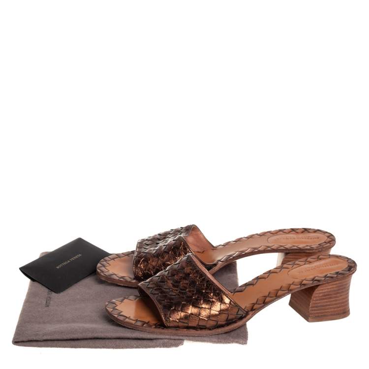 Pre Owned Bottega Veneta Metallic Bronze Intrecciato Leather Ravello Slide Sandals Size 40