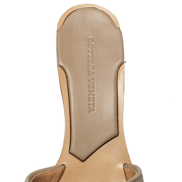 Pre Owned Bottega Veneta Beige Intrecciato Leather Square Toe Slide Sandals Size 39