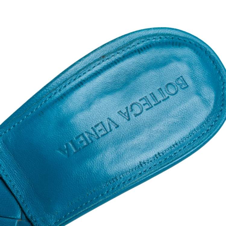 Pre Owned Bottega Veneta Blue Intrecciato Leather Lido Slide Sandals Size 39.5